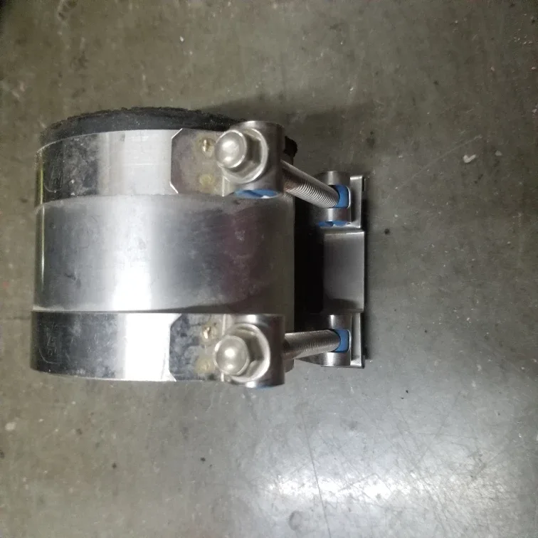 Mission Rubber 2" Band-Seal Coupling image indicator(2)