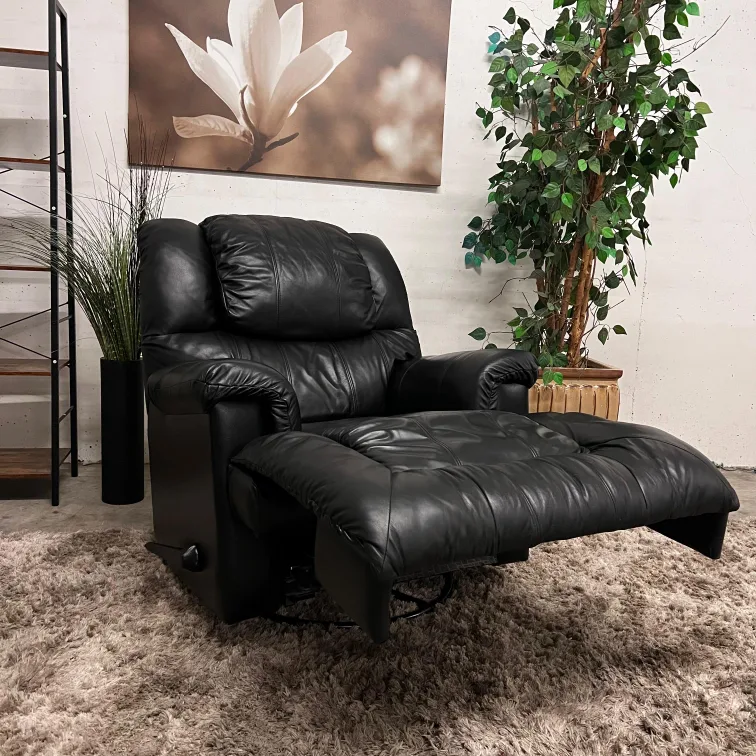La z Boy leather chair. Recliner leather armchair. Delivery image indicator(3)