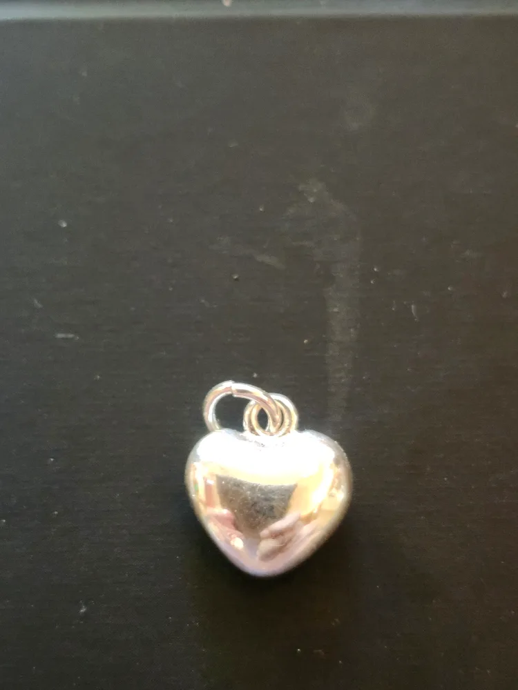 925 Sterling Silver Heart Charm thumbnail