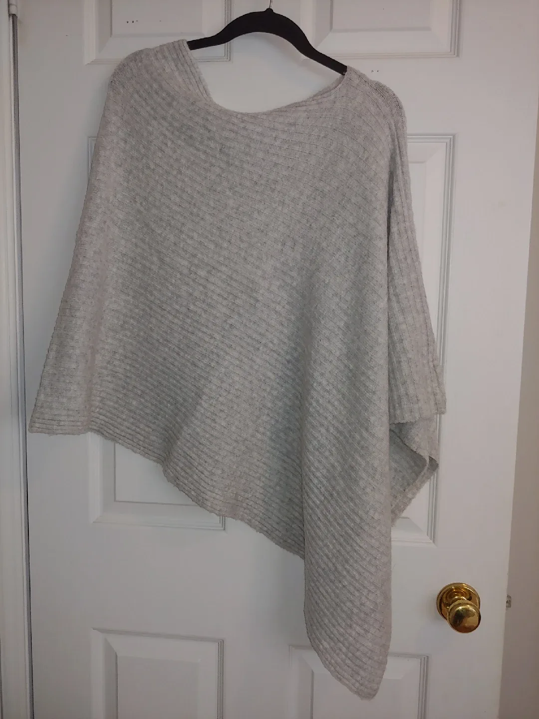 Tabitha Webb One Size Poncho 🥕 thumbnail
