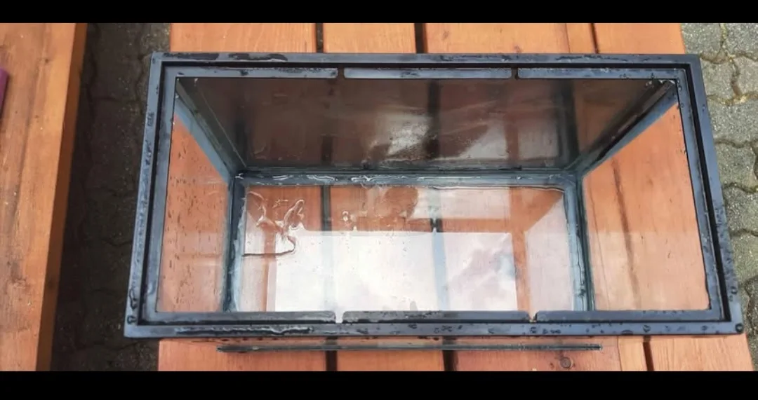 Small Fish Tank 2gl image indicator(3)