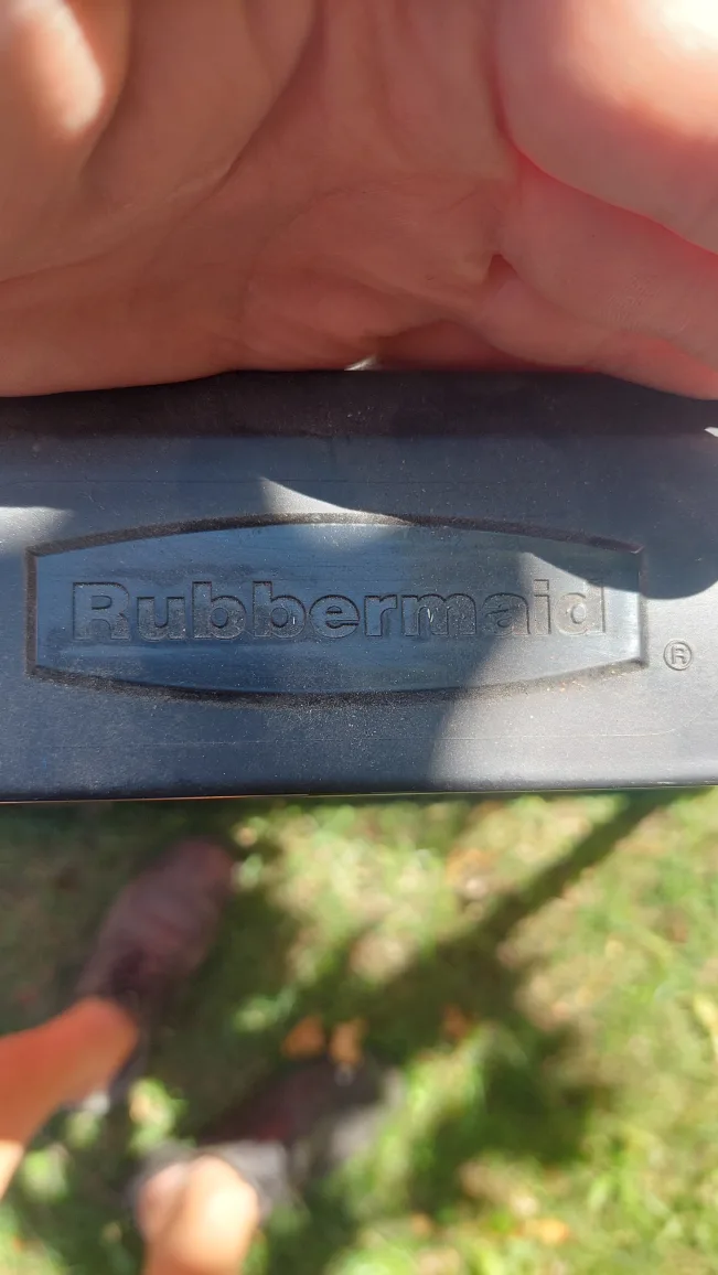 Rubbermaid Cart image indicator(2)