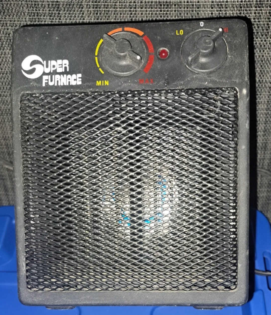 Portable Ceramic Space Heater w/Thermostat image indicator(2)