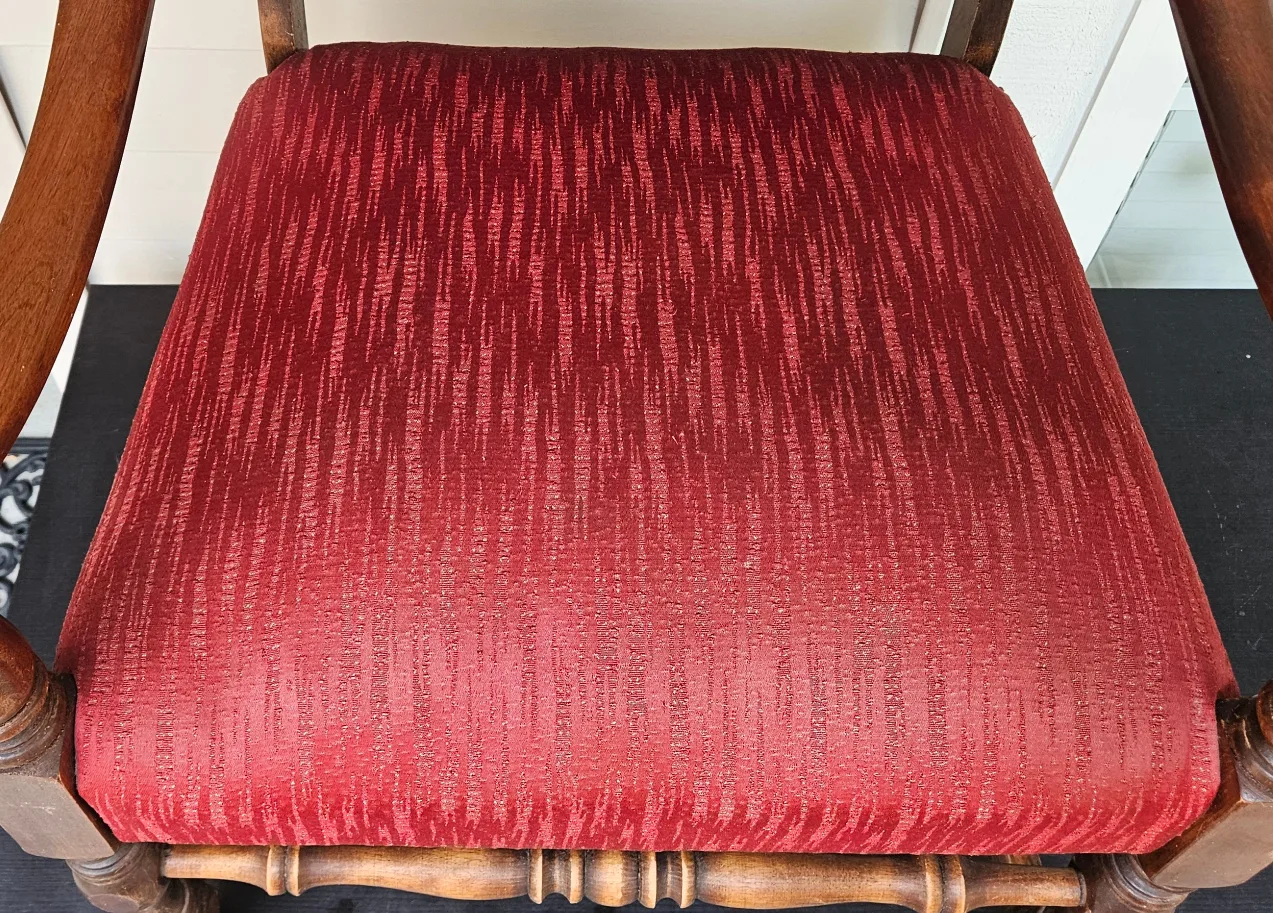 Antique Solid Oak Wooden Chair image indicator(8)