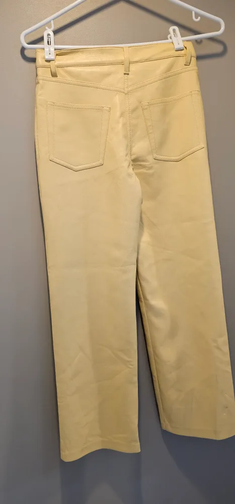 New brand Wilfred Yellow Leather Pants Size 2 image indicator(5)