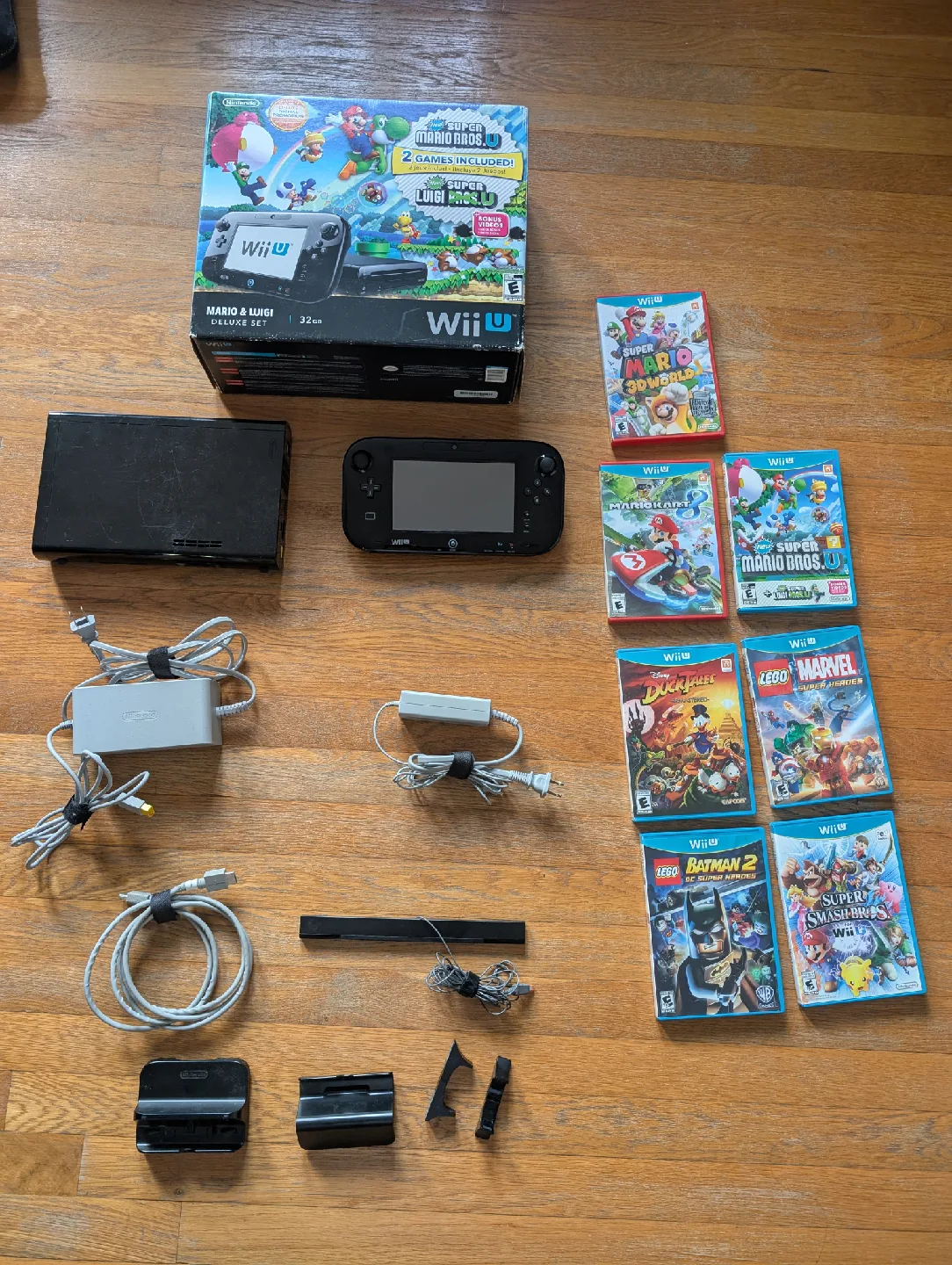 Nintendo Wii U Console Bundle with Games thumbnail