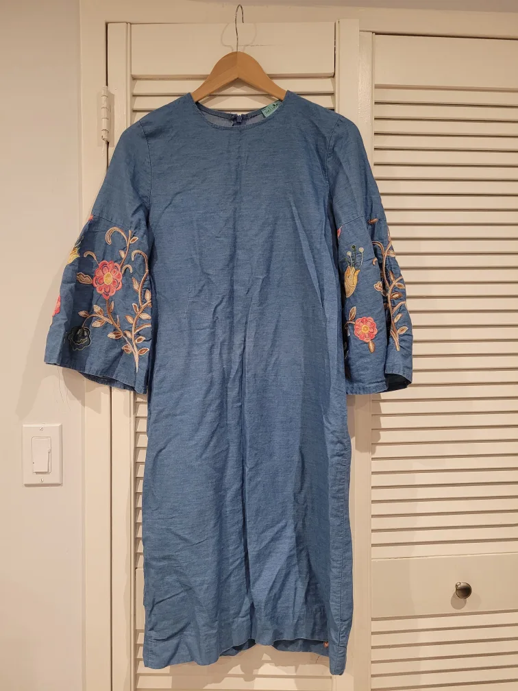 Blue Embroidered Bell Sleeve Dress size small thumbnail