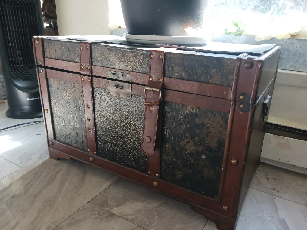 Decorative Storage Trunk thumbnail