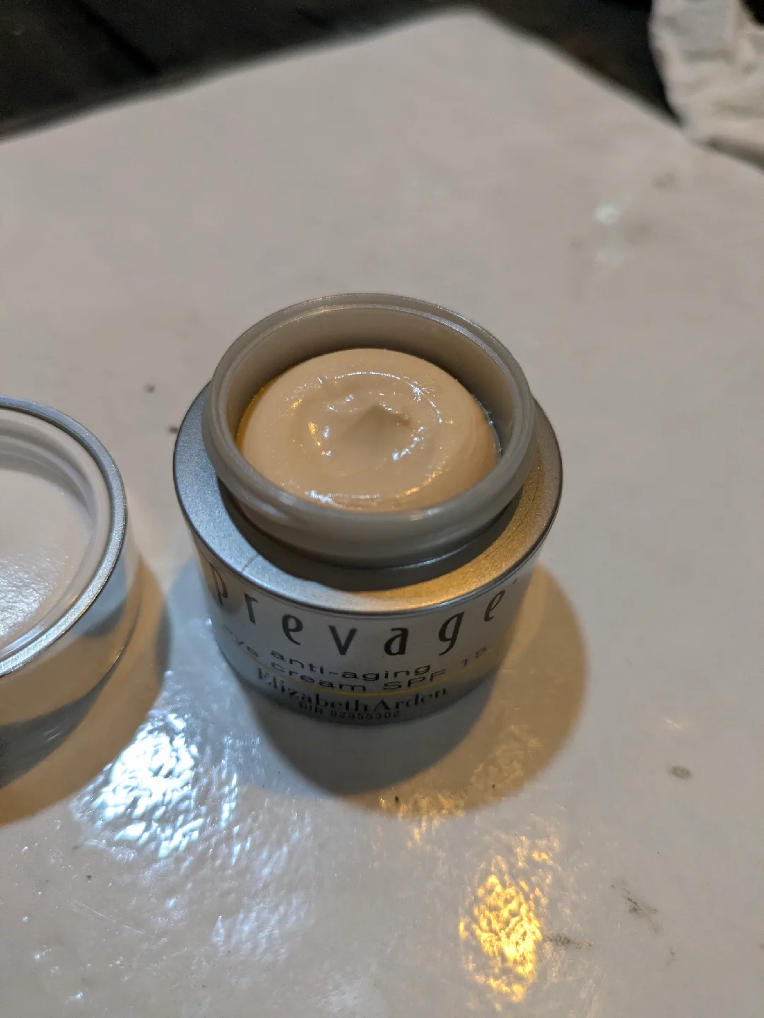 anti aging cream image indicator(3)