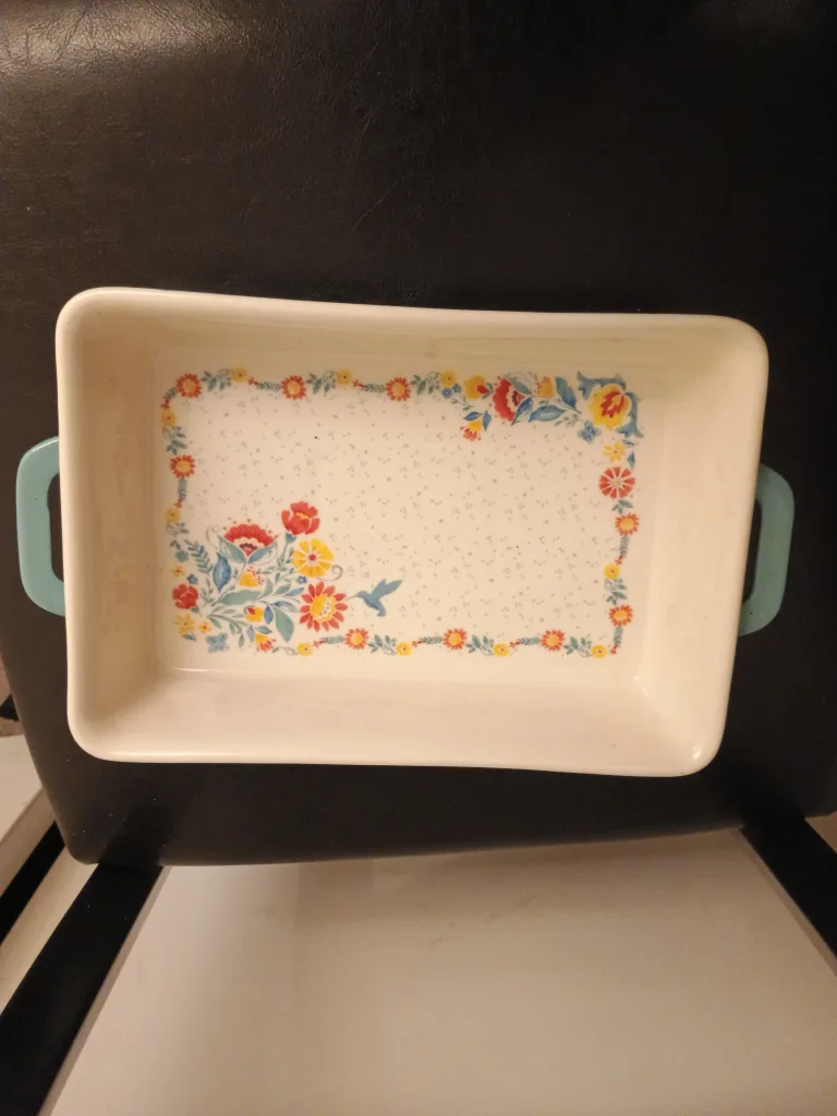 The Pioneer Woman Floral Rectangular Baker image indicator(2)