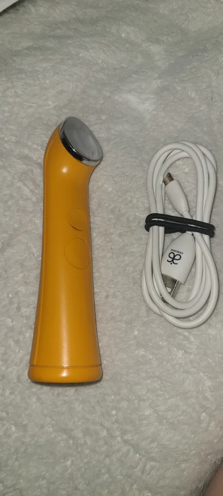 TheraFace Device by Therabody thumbnail