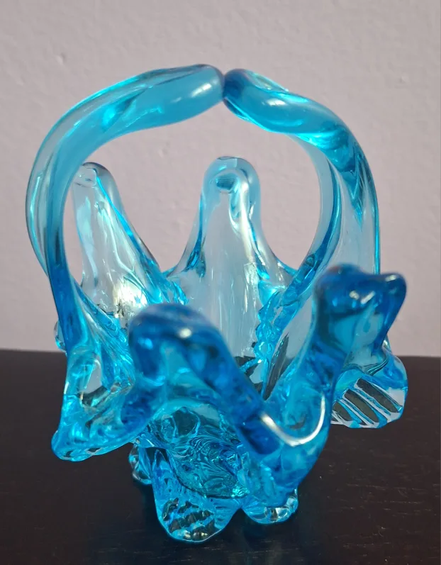 Vintage 1960s Blue Shalet Basket and Bonbonniere image indicator(3)