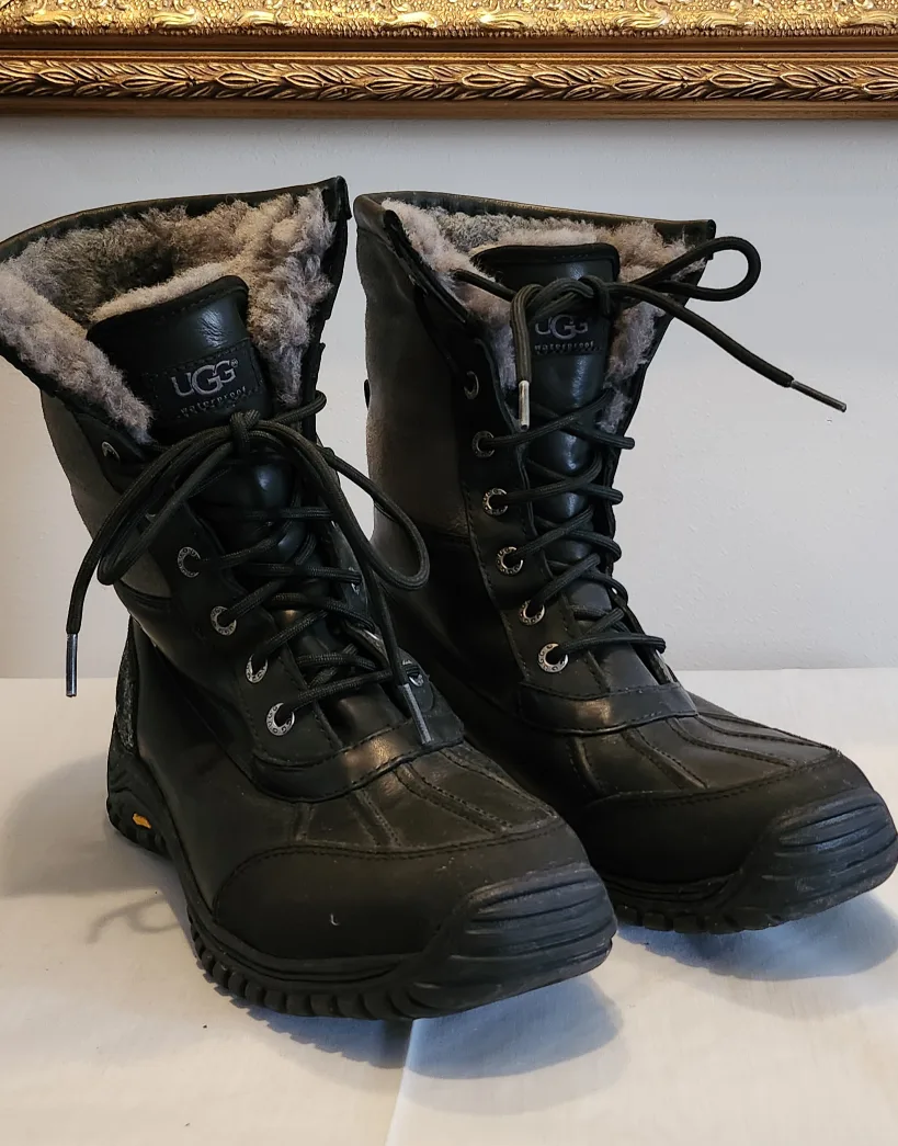 UGG Waterproof Boots - Size 9 thumbnail