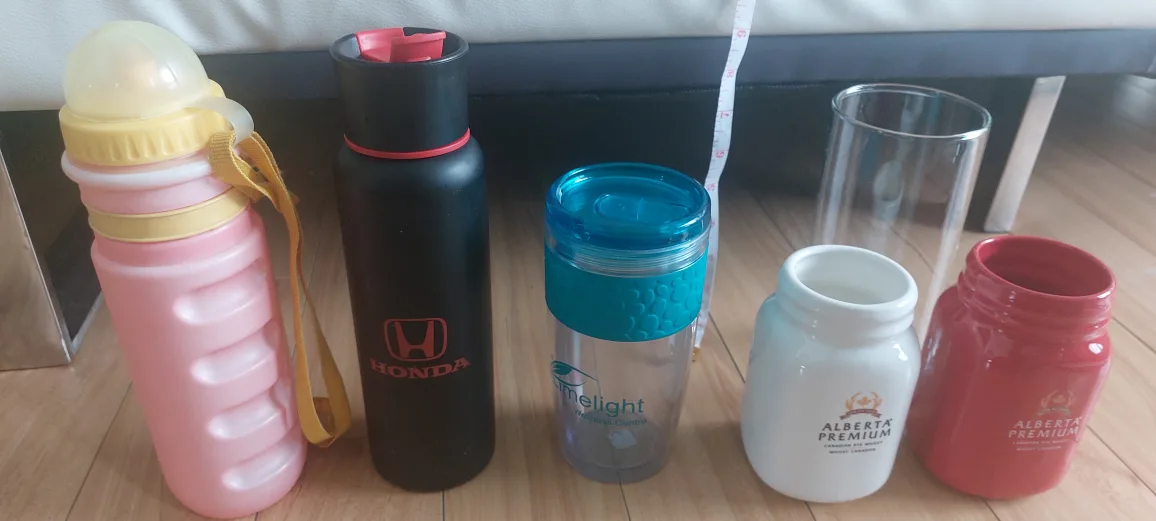 Water Bottles & Glassware image indicator(3)