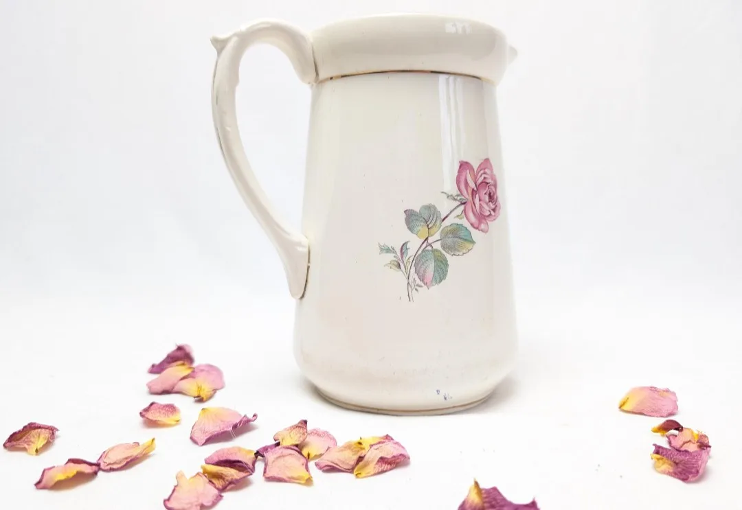 Vintage Porcelain Pitcher ~ Vase ~ Made in England image indicator(3)