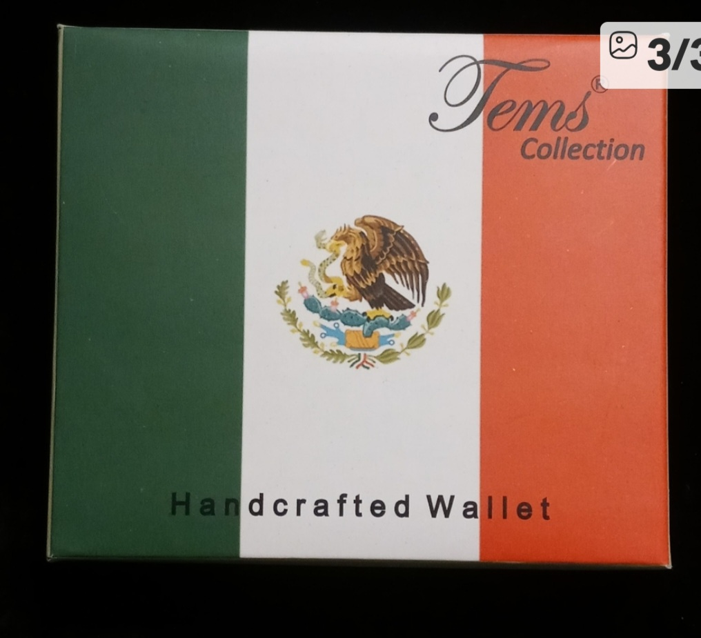 wallet Mexican flag design in a box