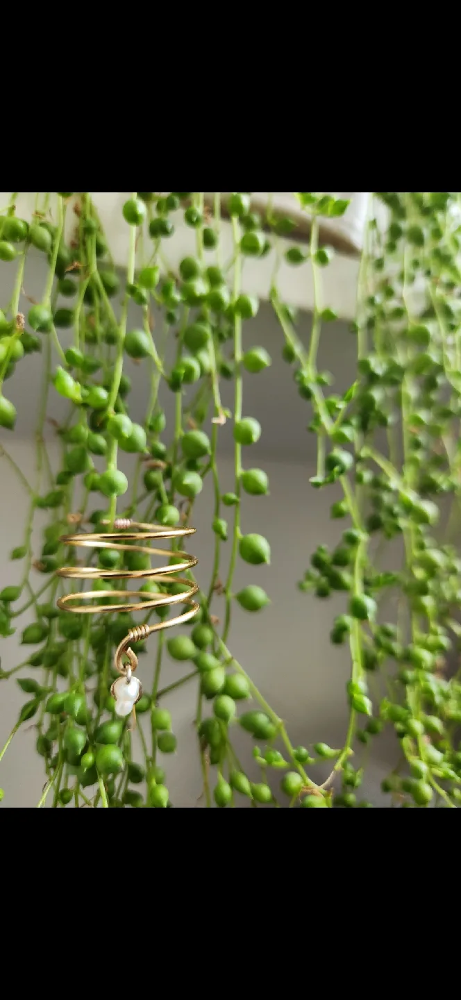 Gold Pearl Coil Ring image indicator(4)