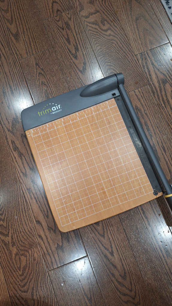 Westcott TrimAir Paper Cutter
