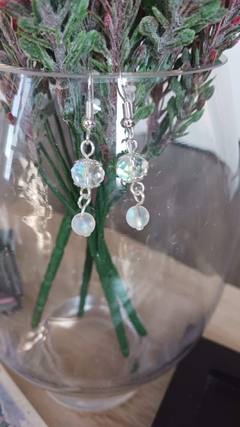 Handmade Beaded Dangle Earrings - photo 2