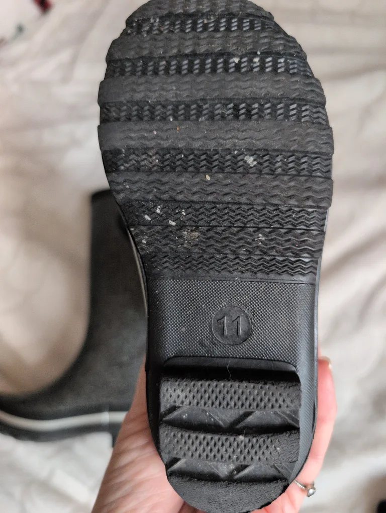 Girls Hot Paws Darlin Glitter Rain Boots - Size 11 image indicator(3)