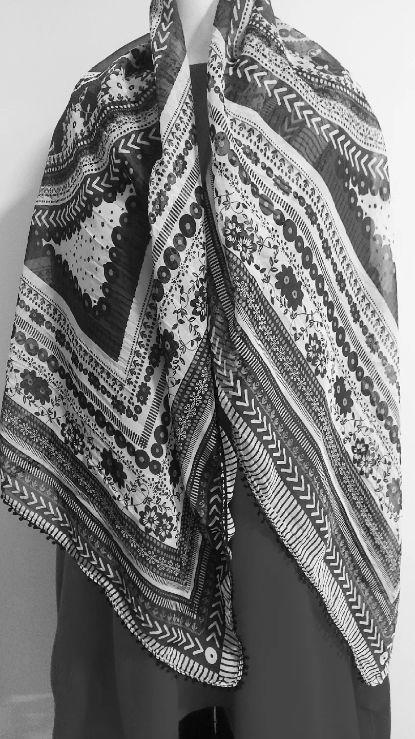 Vintage Black & White Patterned Scarf image indicator(2)