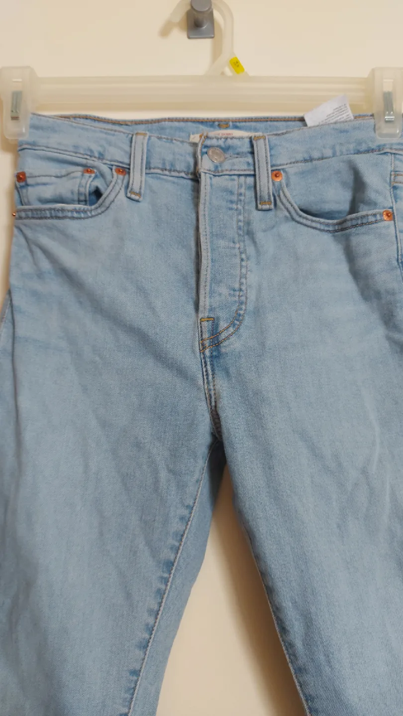 Levi's Wedgie Skinny Jeans - Size 26 image indicator(2)