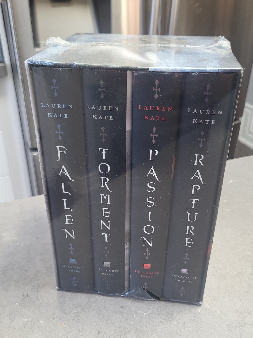Fallen Novel Collection by Lauren Kate (New) - photo 2