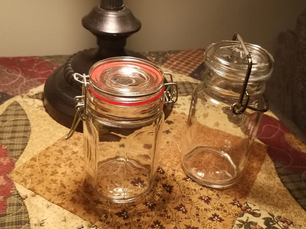 Pair for $5 ~ 2x Clamp Jars image indicator(3)