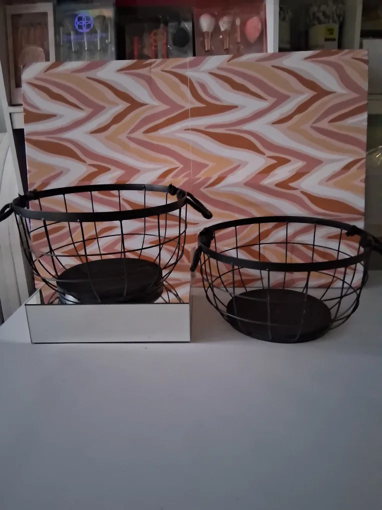 2 True Living Baskets thumbnail