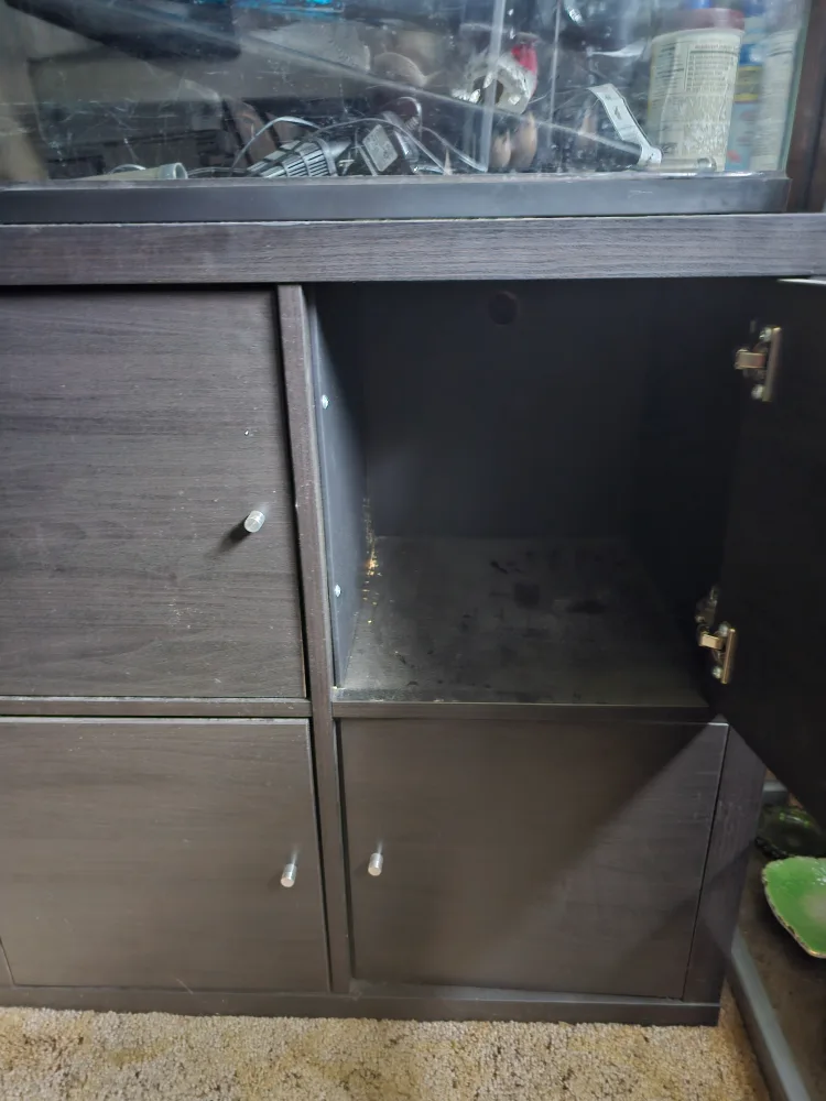 IKEA cabinets have 2 image indicator(4)