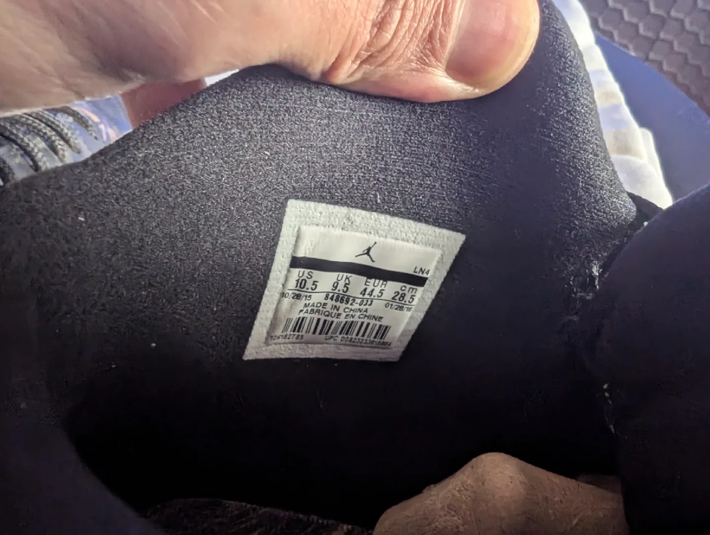 Jordan 12 Retro Wings size.10.5 image indicator(7)