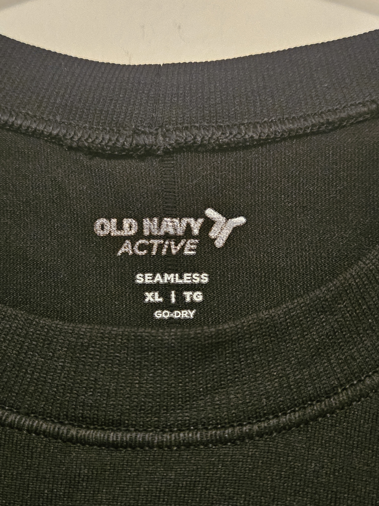 Old Navy Active XL Black T-Shirt - photo 2