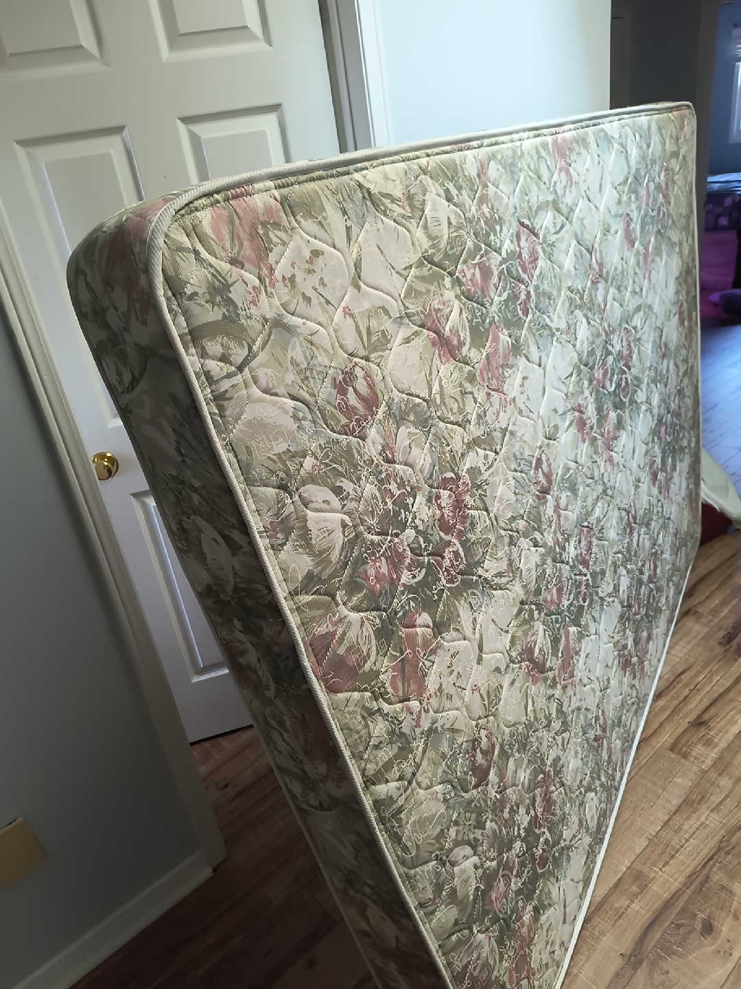 Floral Pattern Mattress - photo 5