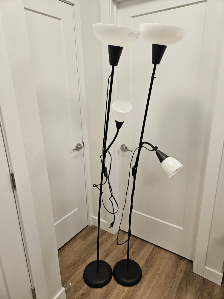 IKEA Floor Lamp - photo 3