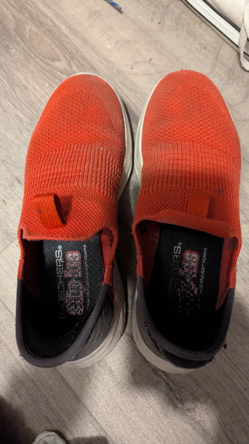 Skechers Kids' Slip-On & Paw Patrol Chase Sneakers - Size 13 image indicator(5)