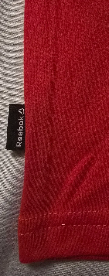 NEW! Reebok Red T-Shirt - Size 10/12 image indicator(4)