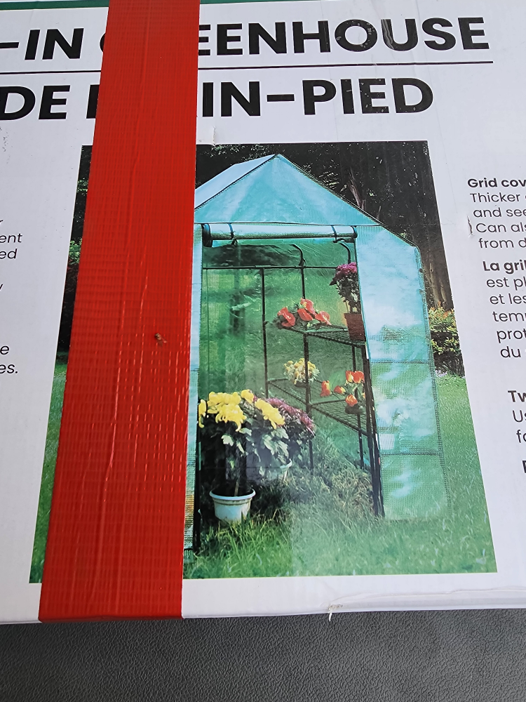 Walk-In Greenhouse 🥕 - photo 2