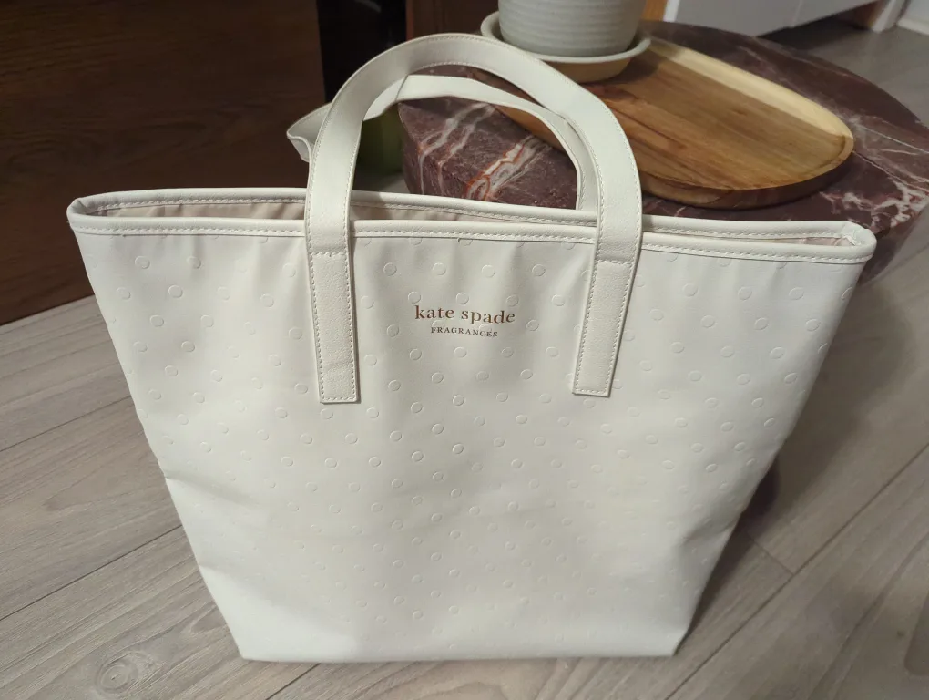 Kate Spade Fragrances White Tote Bag 🥕 image indicator(2)