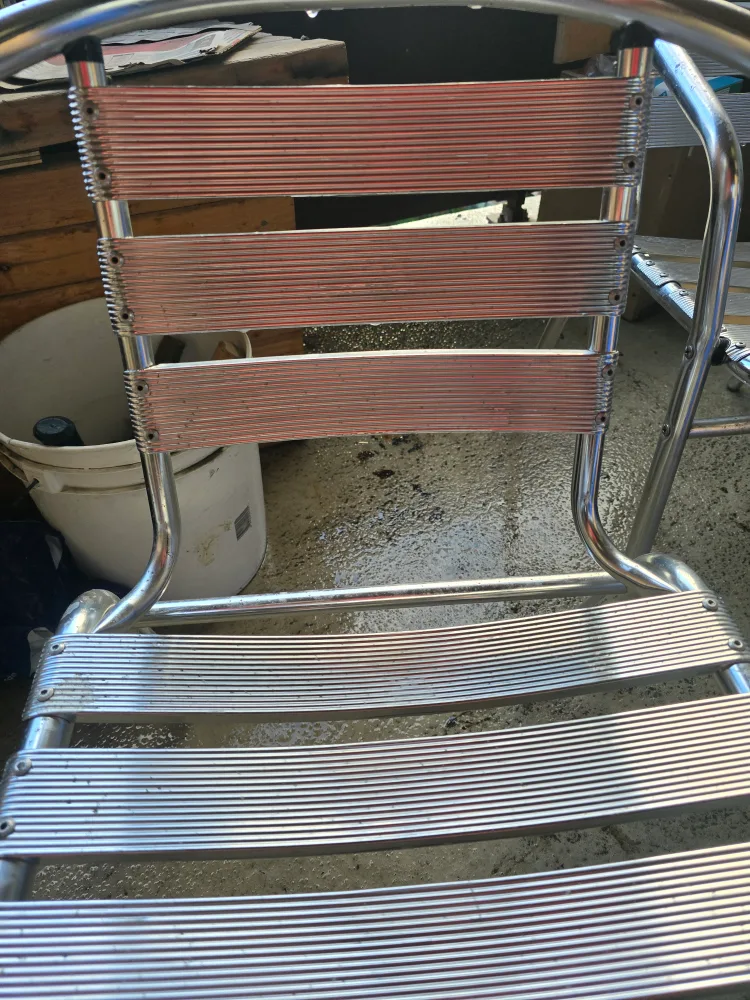 Set of 2 Aluminum Outdoor Chairs image indicator(5)