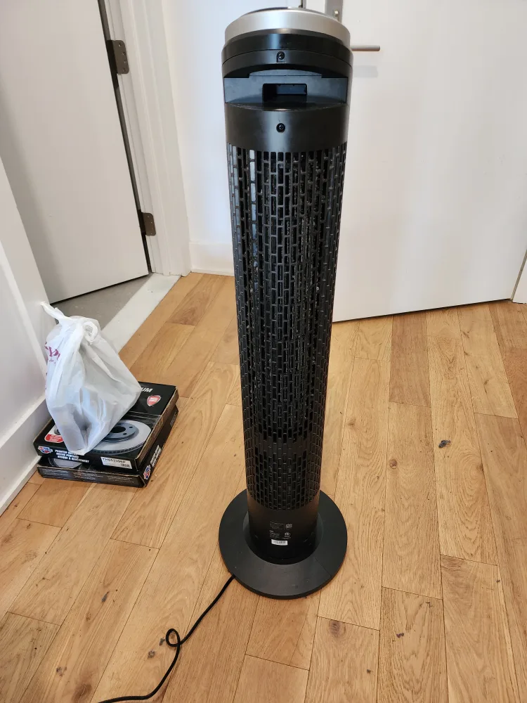 DREO Black Tower Fan image indicator(2)