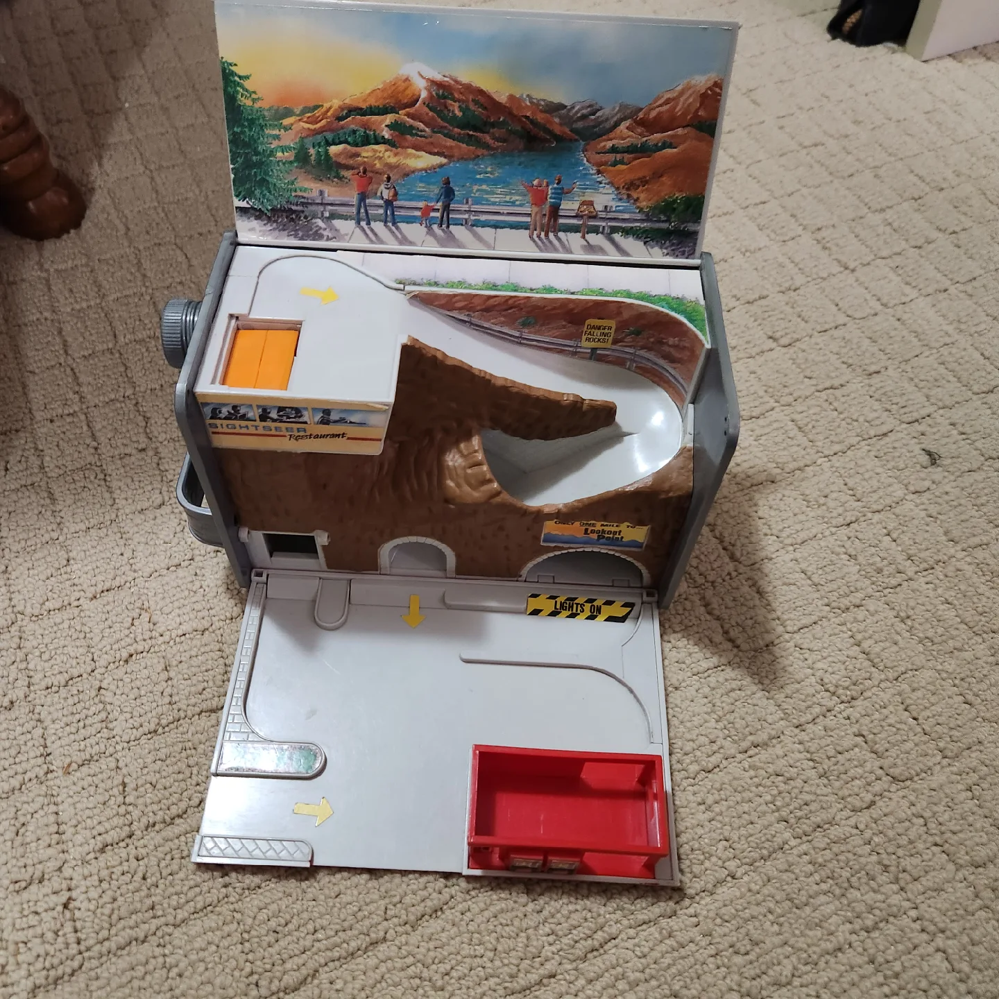 1980s Micro Machines Secret Auto Supplies Playset image indicator(5)