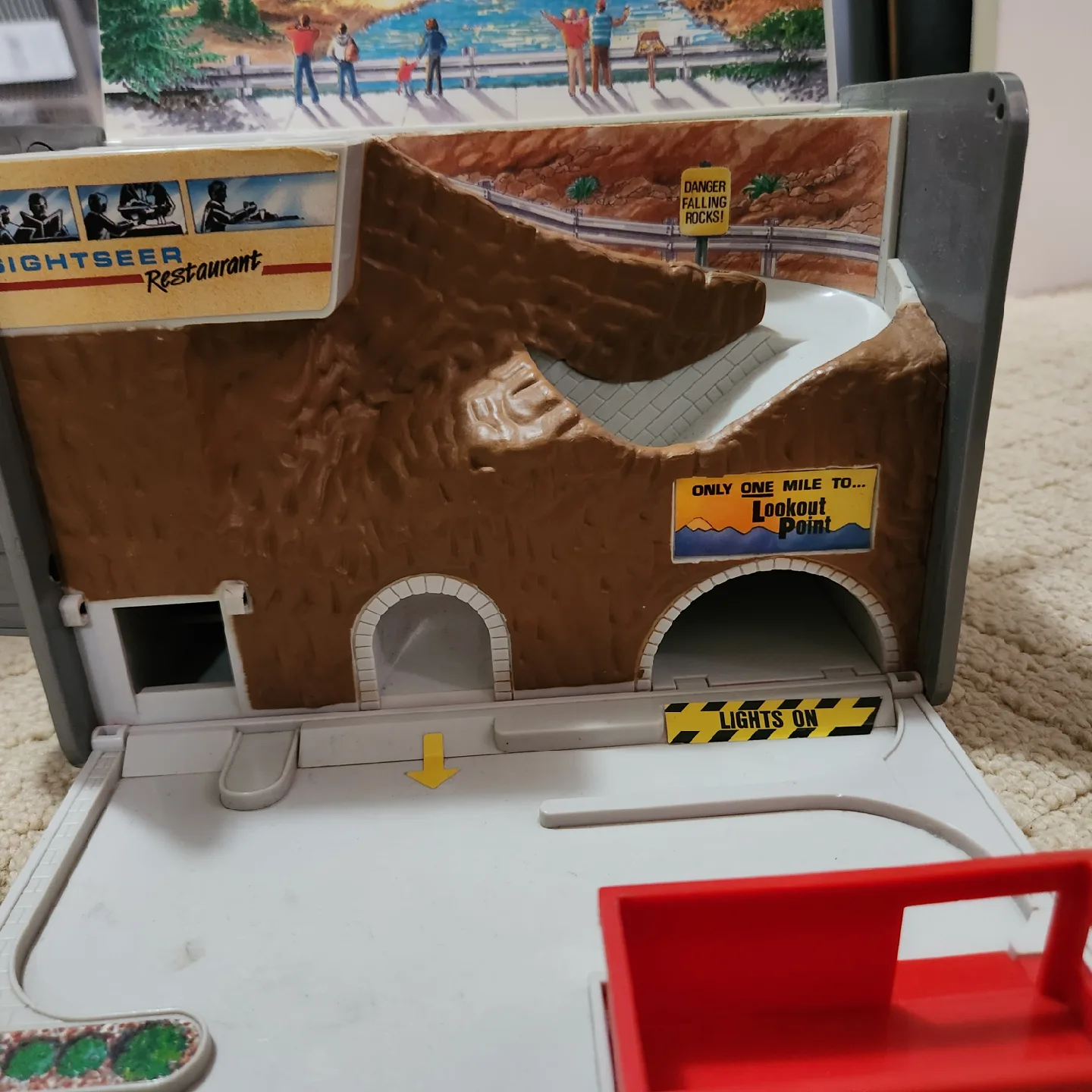 1980s Micro Machines Secret Auto Supplies Playset image indicator(6)