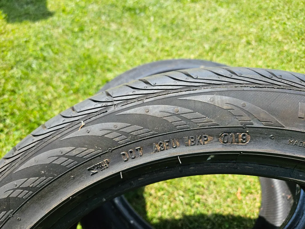 Two- Continental 235/45 R18 Tires image indicator(4)
