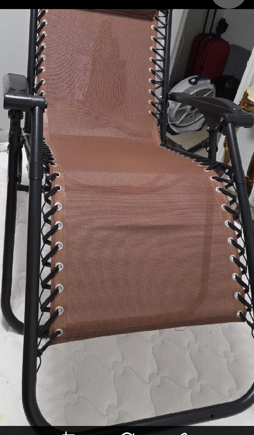 Brown Zero Gravity Lounge Chair