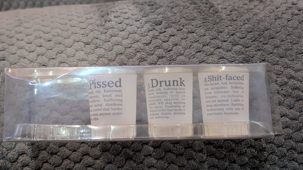 Set of 3 shot glasses image indicator(2)