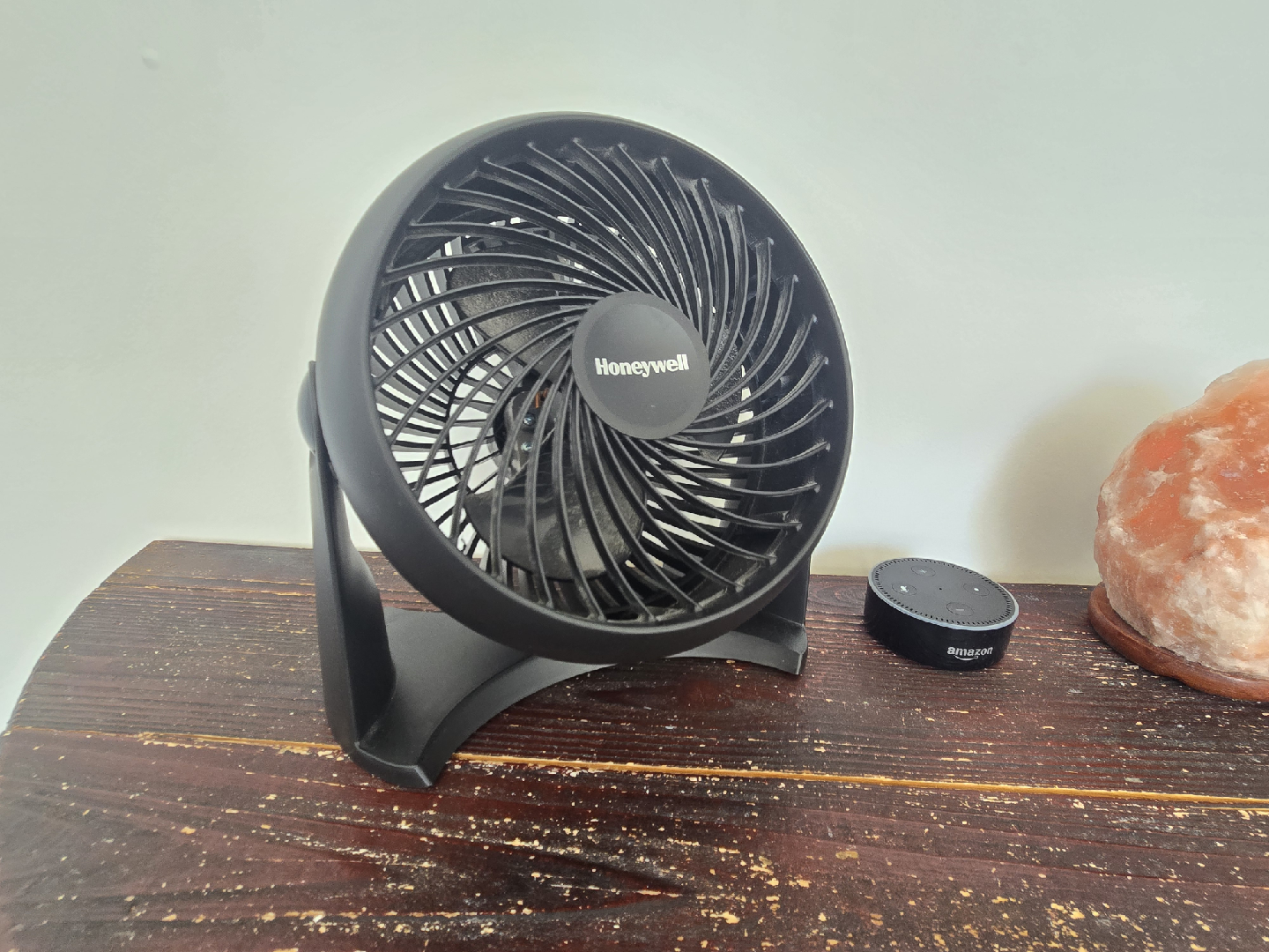 Honeywell Black Table Fan - photo 2