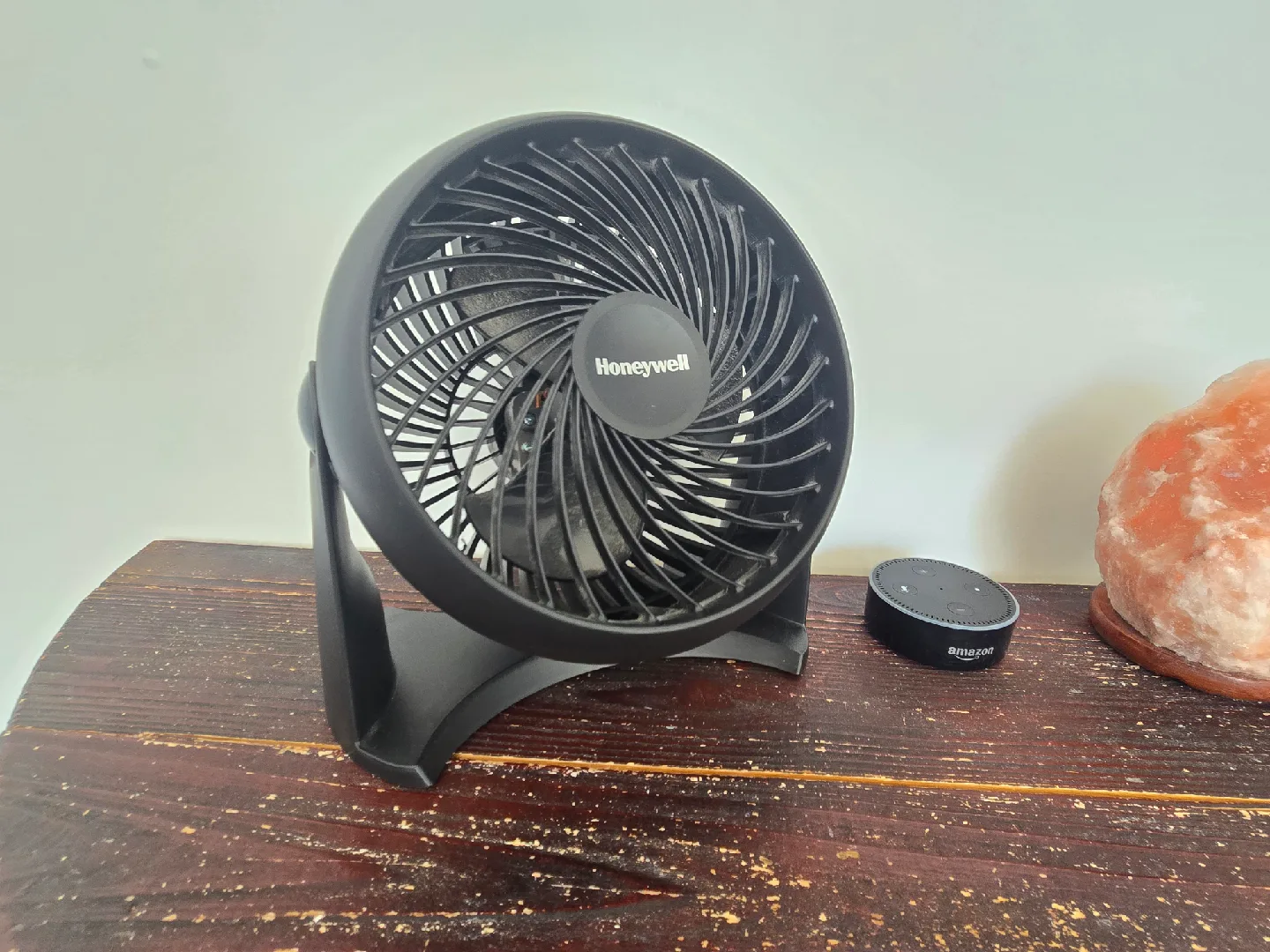 Honeywell Black Table Fan image indicator(2)