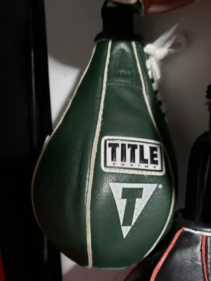 TITLE Boxing Speed Bag - Green thumbnail