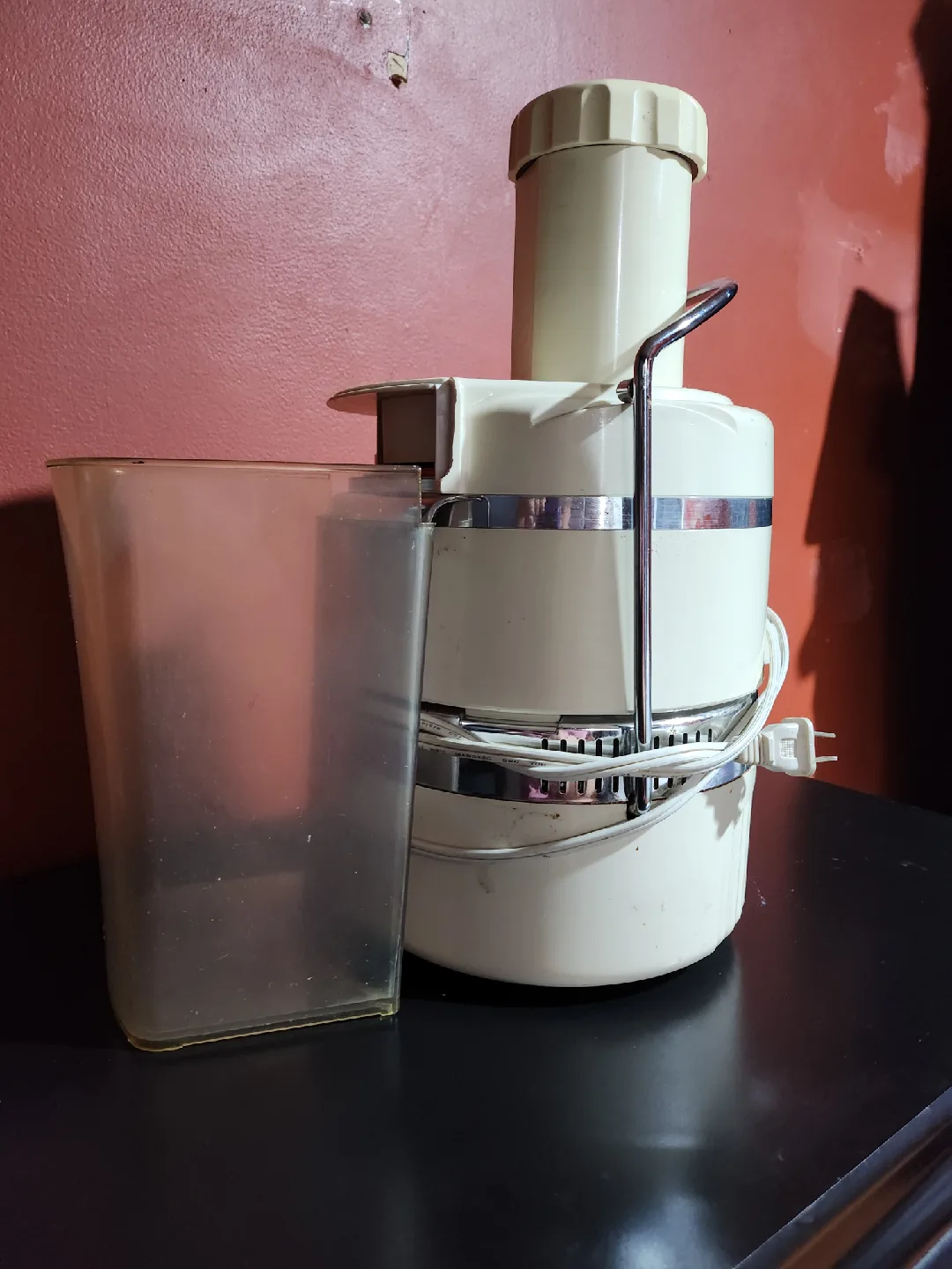 Jack LaLanne's Power Juicer image indicator(2)