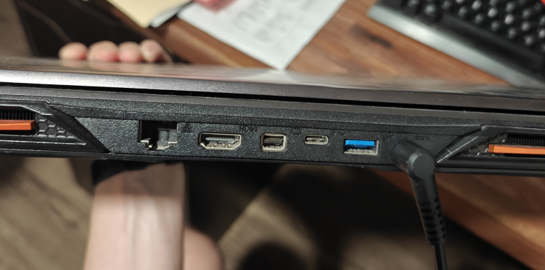 Gaming laptop 4K amoled  16" - photo 3